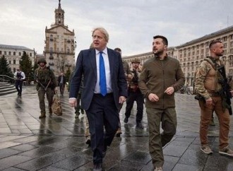 Böyük Britaniyanın keçmiş baş naziri Kievə səfər edib