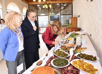 Bolqarıstanın birinci xanımı Azərbaycan milli mətbəxi ilə tanış olub