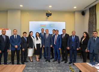 Azərbaycan və Qazaxıstanın rabitə administrasiyalarının nümayəndələri arasında yerüstü xidmət tezliklərinin koordinasiyası üzrə görüş keçirilib