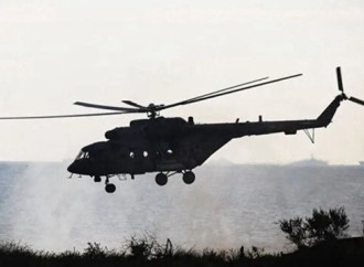 Ekvadorda hərbi helikopter qəzaya uğrayıb