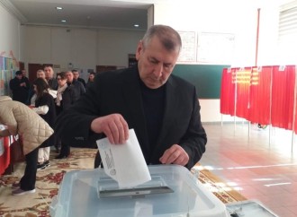 Faiq Qarayev səsvermə hüququndan istifadə edib