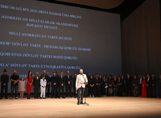 Heydər Əliyev Mərkəzində Tağıyev: Neft bədii filminin premyerası olub