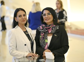 Heydər Əliyev Mərkəzində Tağıyev: Neft bədii filminin premyerası olub