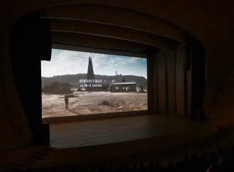 Heydər Əliyev Mərkəzində Tağıyev: Neft bədii filminin premyerası olub