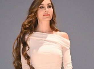 Heydər Əliyev Mərkəzində Tağıyev: Neft bədii filminin premyerası olub