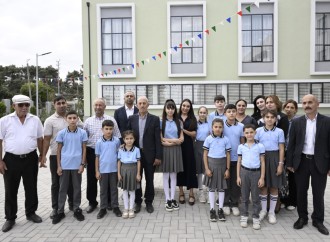 Heydər Əliyev Fondunun vitse-prezidenti Leyla Əliyeva Biləsuvar rayonunda yeni inşa edilən məktəbdə olub