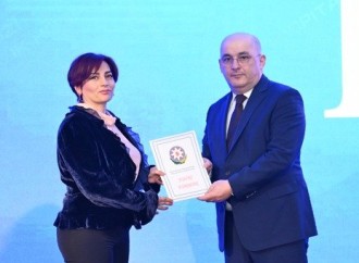 Şahin Bağırov Mərkəzi Gömrük Hospitalının fəaliyyətində fərqlənən tibb işçilərini təltif edib