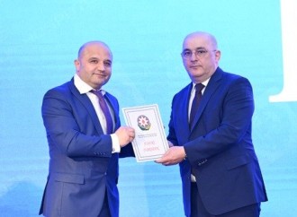Şahin Bağırov Mərkəzi Gömrük Hospitalının fəaliyyətində fərqlənən tibb işçilərini təltif edib