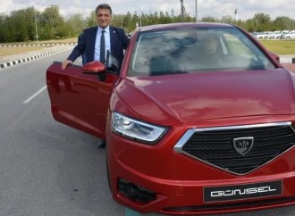 Alman heyəti KKTC istehsalı avtomobili sınaqdan keçirib