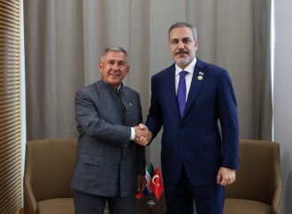 Hakan Fidanın Qambiyada diplomatik görüşləri davam edir