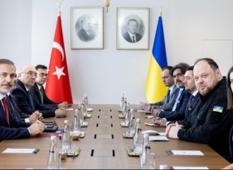 Hakan Fidan Ukrayna rəsmiləri ilə görüşüb