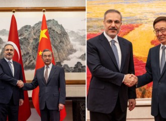 Fidan Çində diplomatik görüşlər keçirir
