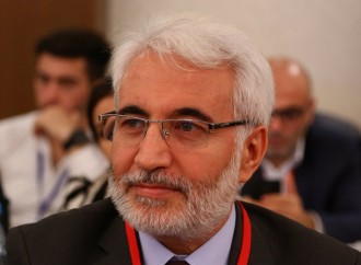 Türkiyəli jurnalist Azərbaycandakı Prezident seçkilərindən yazıb