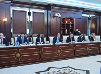 İnsan hüquqları komitəsi payız sessiyasında ilk iclasını keçirib