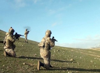 Komando bölmələrinin peşəkarlığı artırılıb