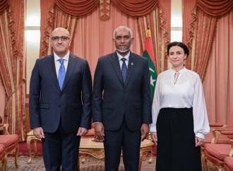 Azərbaycan səfiri etimadnaməsini Maldiv prezidentinə təqdim edib