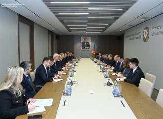 Ceyhun Bayramov Hulusi Akarla görüşüb