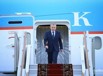 Özbəkistan prezidenti Rusiyaya səfər edib