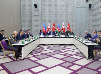 Batumidə Azərbaycan-Gürcüstan-Türkiyə müdafiə nazirlərinin 11-ci üçtərəfli görüşü keçirilib