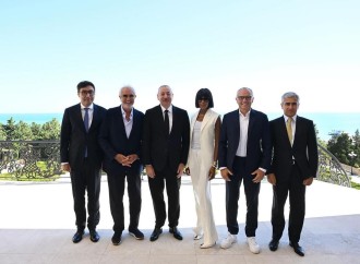 Naomi Kempbell Azərbaycana səfəri ilə bağlı paylaşım edib