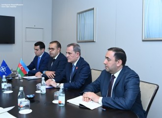 Ceyhun Bayramov NATO Baş katibinin xüsusi nümayəndəsi ilə Ermənistanın sürətlə silahlanmasından danışdı
