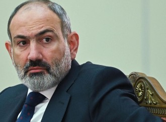 Ermənistanın baş naziri gənclərin ordudan yayındığını etiraf edib