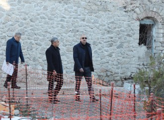 Prezident İlham Əliyev Şuşada Aşağı Gövhər Ağa məscidində aparılan bərpa işləri ilə tanış olub