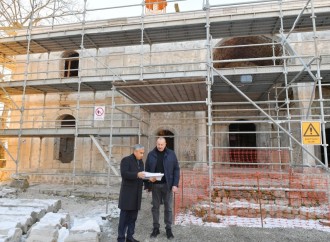 Prezident İlham Əliyev Şuşada Aşağı Gövhər Ağa məscidində aparılan bərpa işləri ilə tanış olub