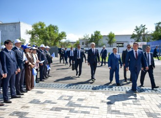 Sadır Japarov qızıl külçələrin istehsalı sexinin açılışını edib