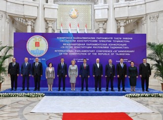 Sahibə Qafarova Tacikistanda beynəlxalq parlament konfransında çıxış edib