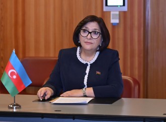 Sahibə Qafarova albaniyalı həmkarı ilə görüşüb