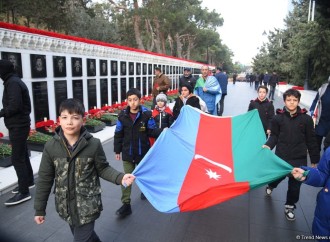 Azərbaycan xalqı 20 Yanvar faciəsi qurbanlarının əziz xatirəsini yad edir