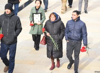 Azərbaycan xalqı 20 Yanvar faciəsi qurbanlarının əziz xatirəsini yad edir