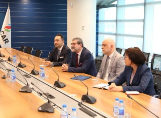 SOCAR-ın vitse-prezidenti Sabancı Universitetinin rektoru ilə görüşüb