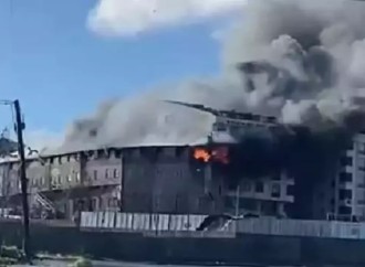 İstanbulda fabrikdə partlayış olub