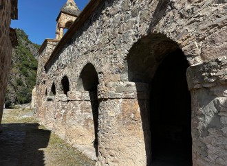Erməni vandalizminə məruz qalmış Xudavəngdən FOTOREPORTAJ