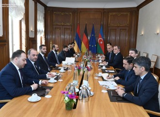 Azərbaycan və Ermənistan XİN rəhbərlərinin görüşünün ikinci günü keçirilir